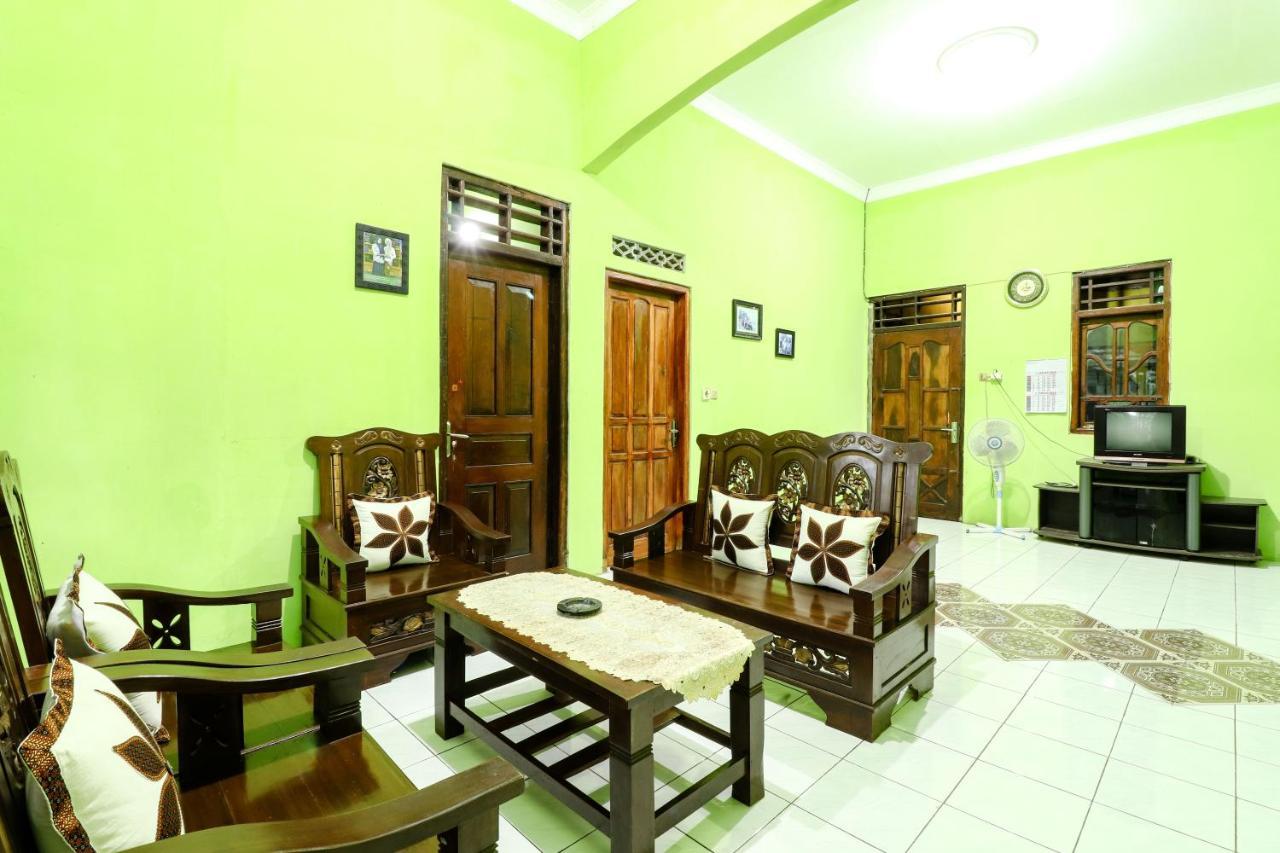 Willy Homestay Borobudur Magelang Bagian luar foto