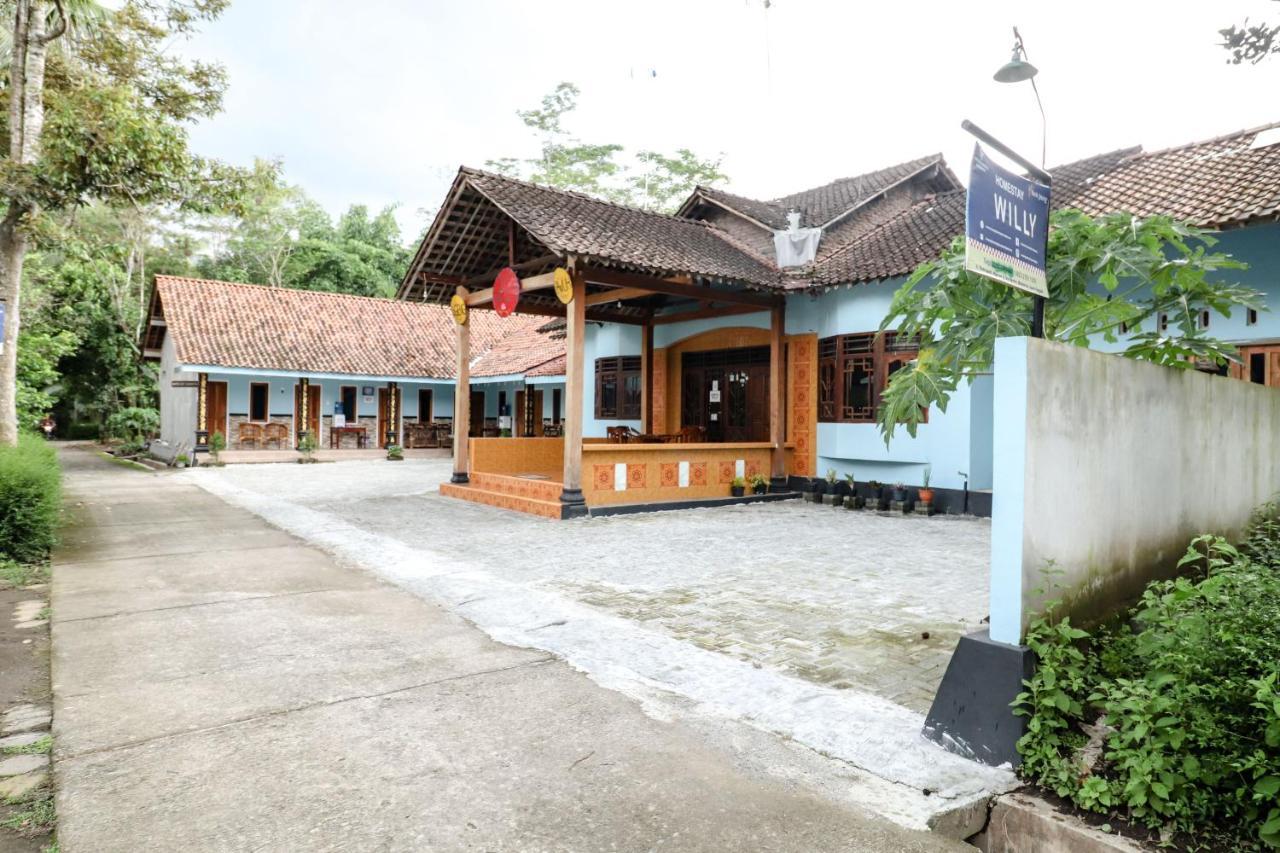 Willy Homestay Borobudur Magelang Bagian luar foto