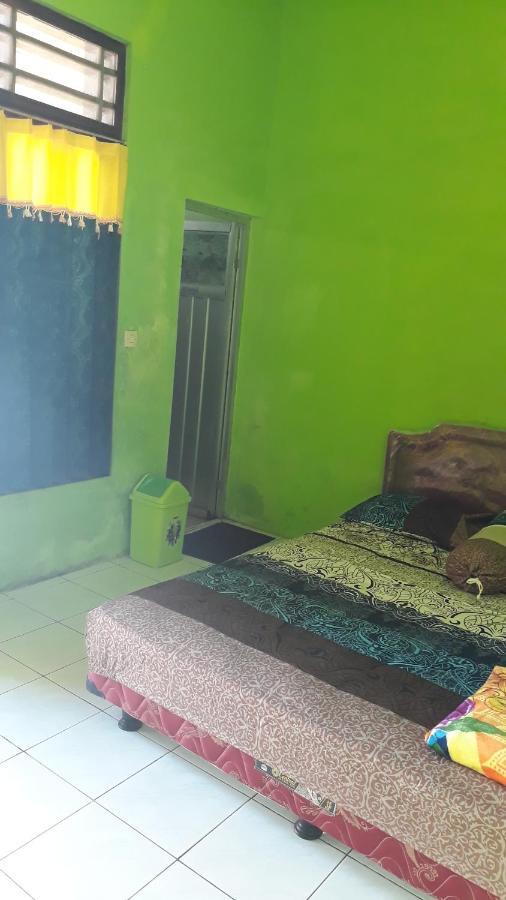 Willy Homestay Borobudur Magelang Bagian luar foto